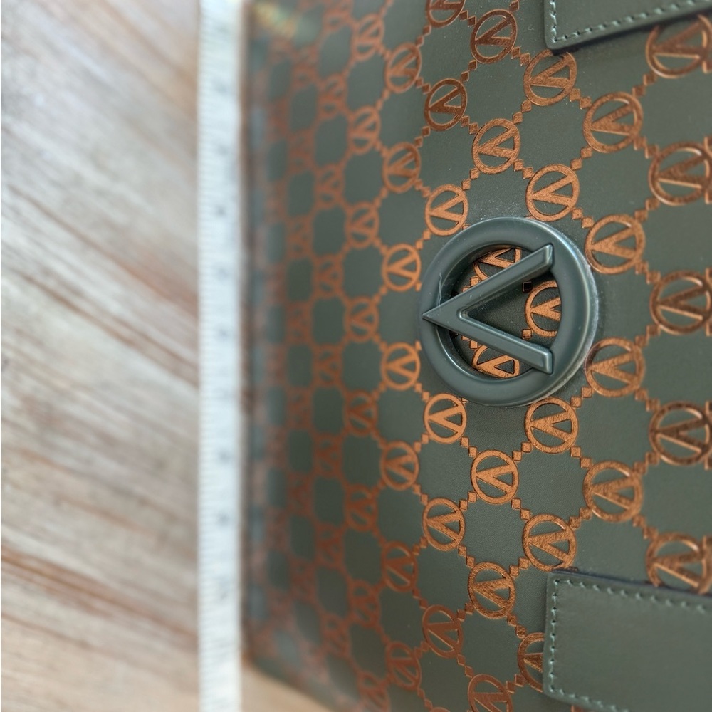 Valentino By Mario Valentino Green and Gold Tote - Picture 5 of 6